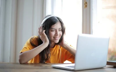 English Listening Is the Key to Speaking English Fluently